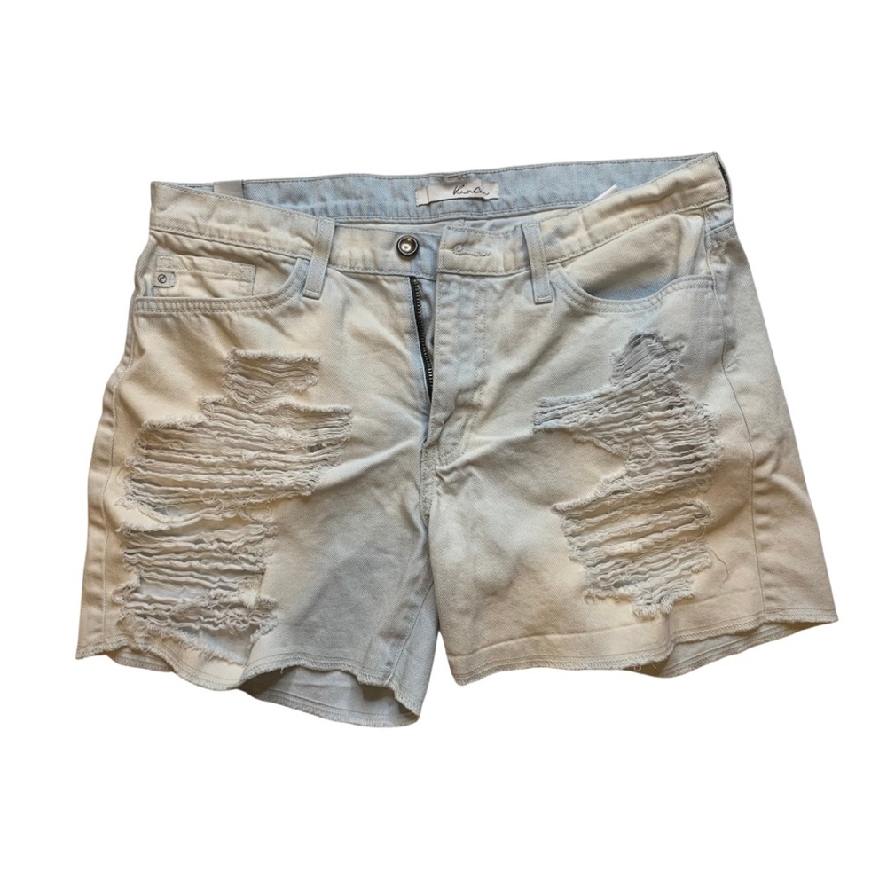 KanCan size 28 distressed white wash shorts with raw hem